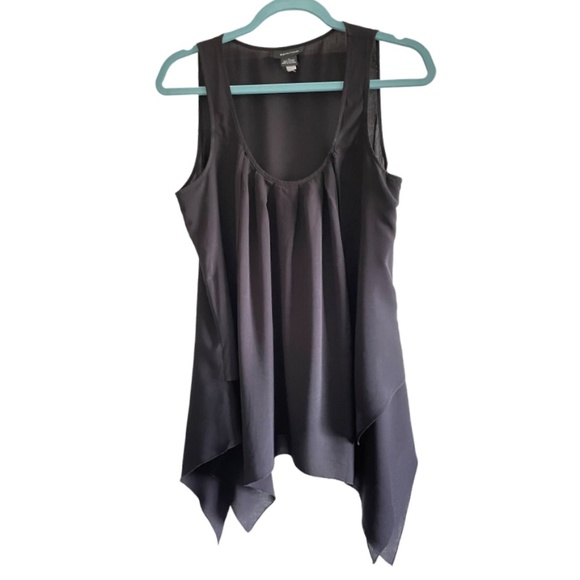 #9 Spence Sleeveless High Low Hanky Hem Flared Scoop Neck Tank - Picture 3 of 7